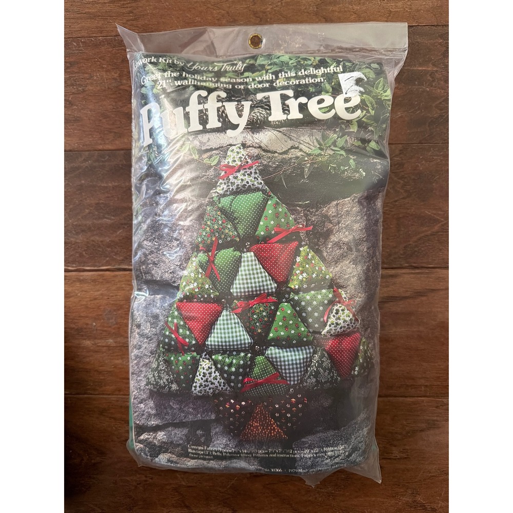 Vintage 1979 Yours Truly Puffy Tree Patchwork Kit Christmas Wall Hanging 21 Inch